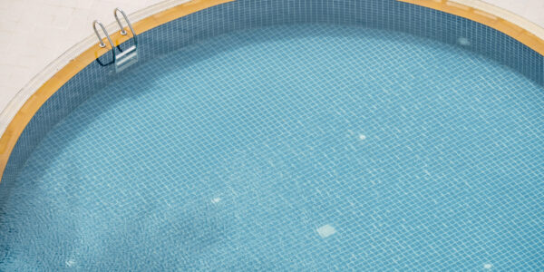 Guía para Reparar una Piscina sin Vaciarla